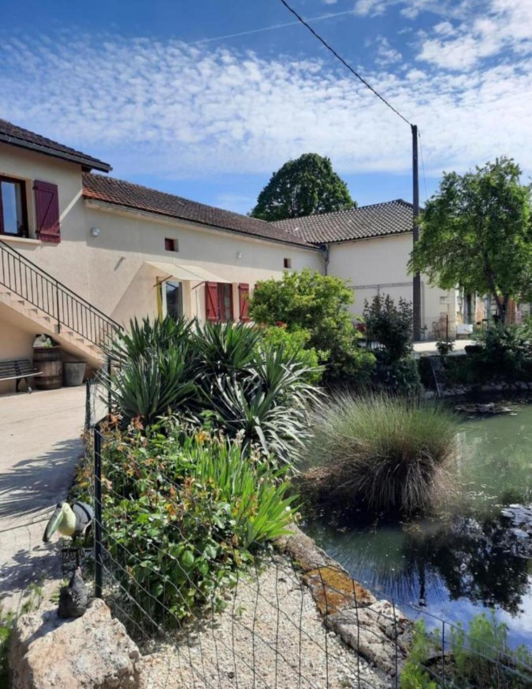 Charmant Logement Entier A La Campagne Sencenac-Puy-de-Fourches Экстерьер фото
