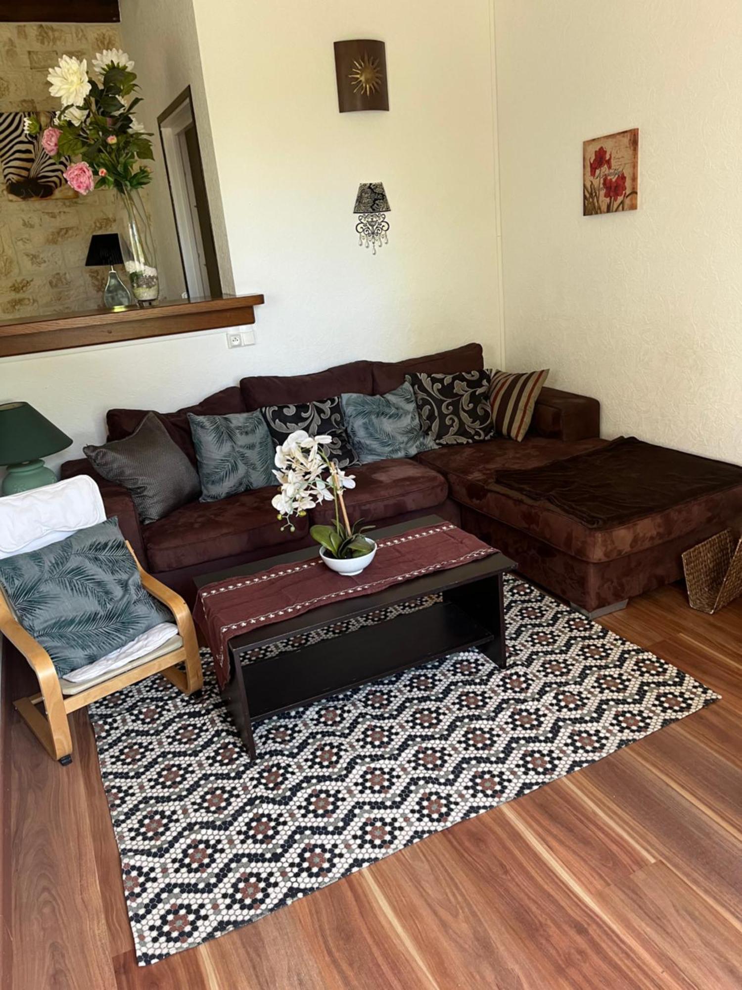 Charmant Logement Entier A La Campagne Sencenac-Puy-de-Fourches Экстерьер фото