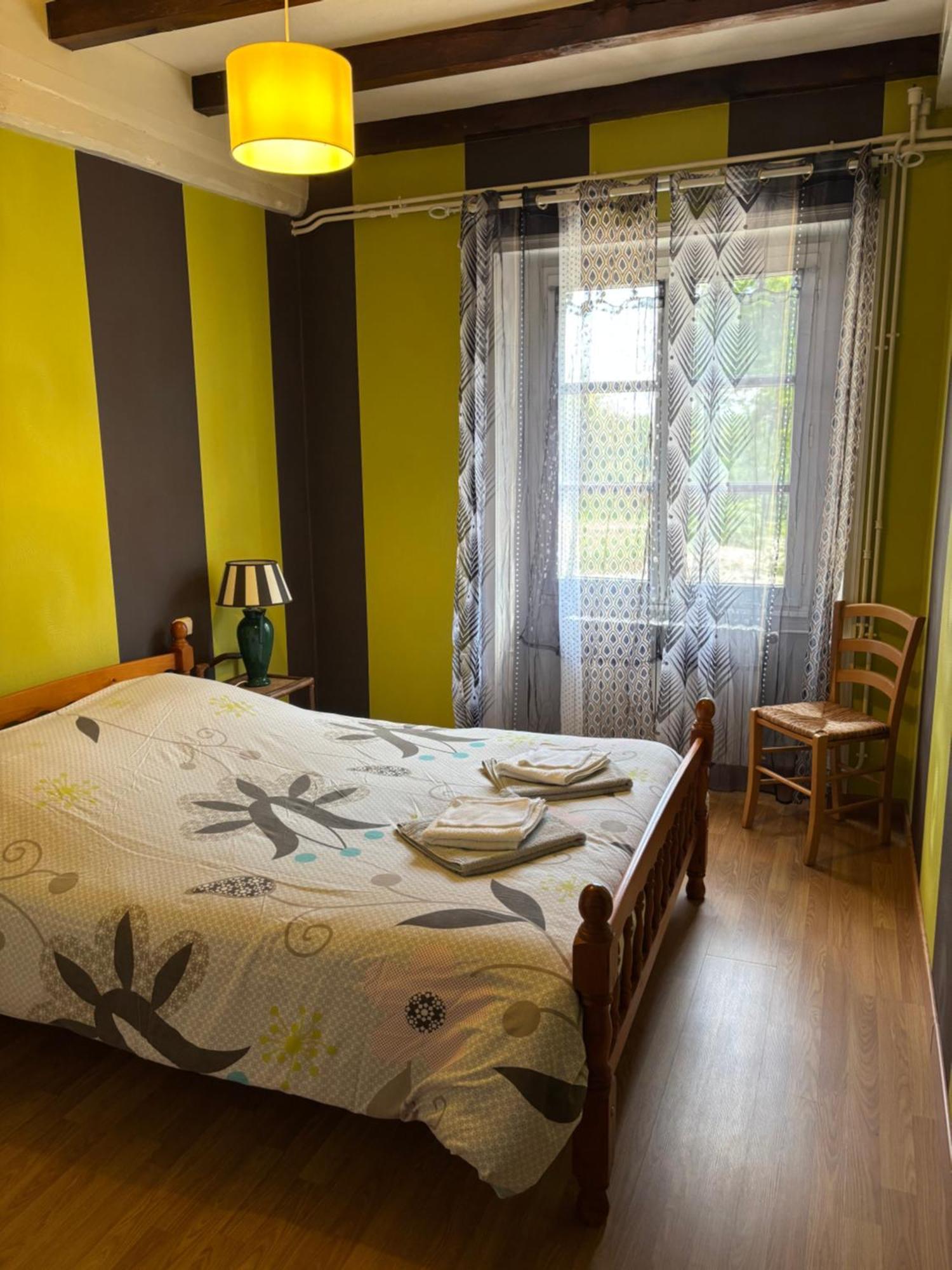 Charmant Logement Entier A La Campagne Sencenac-Puy-de-Fourches Экстерьер фото